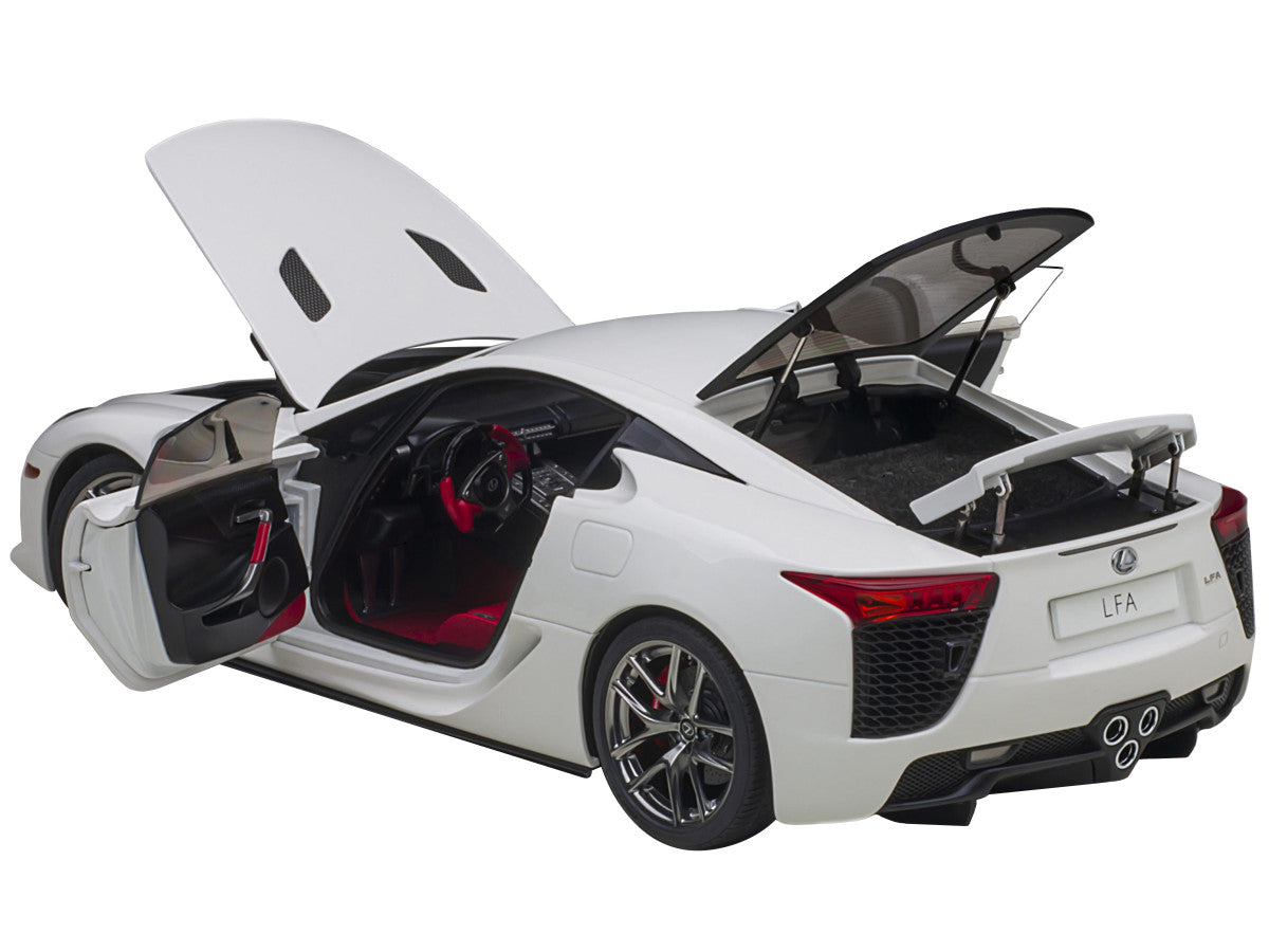 Lexus LFA Whitest White with Carbon Top 1/18 Model Car by Autoart