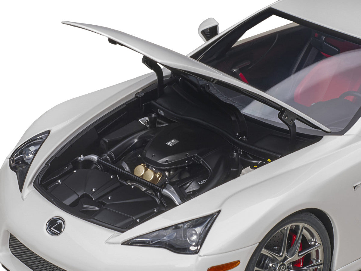 Lexus LFA Whitest White with Carbon Top 1/18 Model Car by Autoart